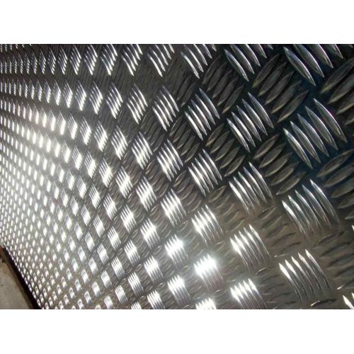 Aluminium geribbeld plaat 1,5/2 mm - 5/6,5 mm Alu te kiezen Aluminium geribbeld plaat Quintetplaat op maat gesneden Fijne plaat
